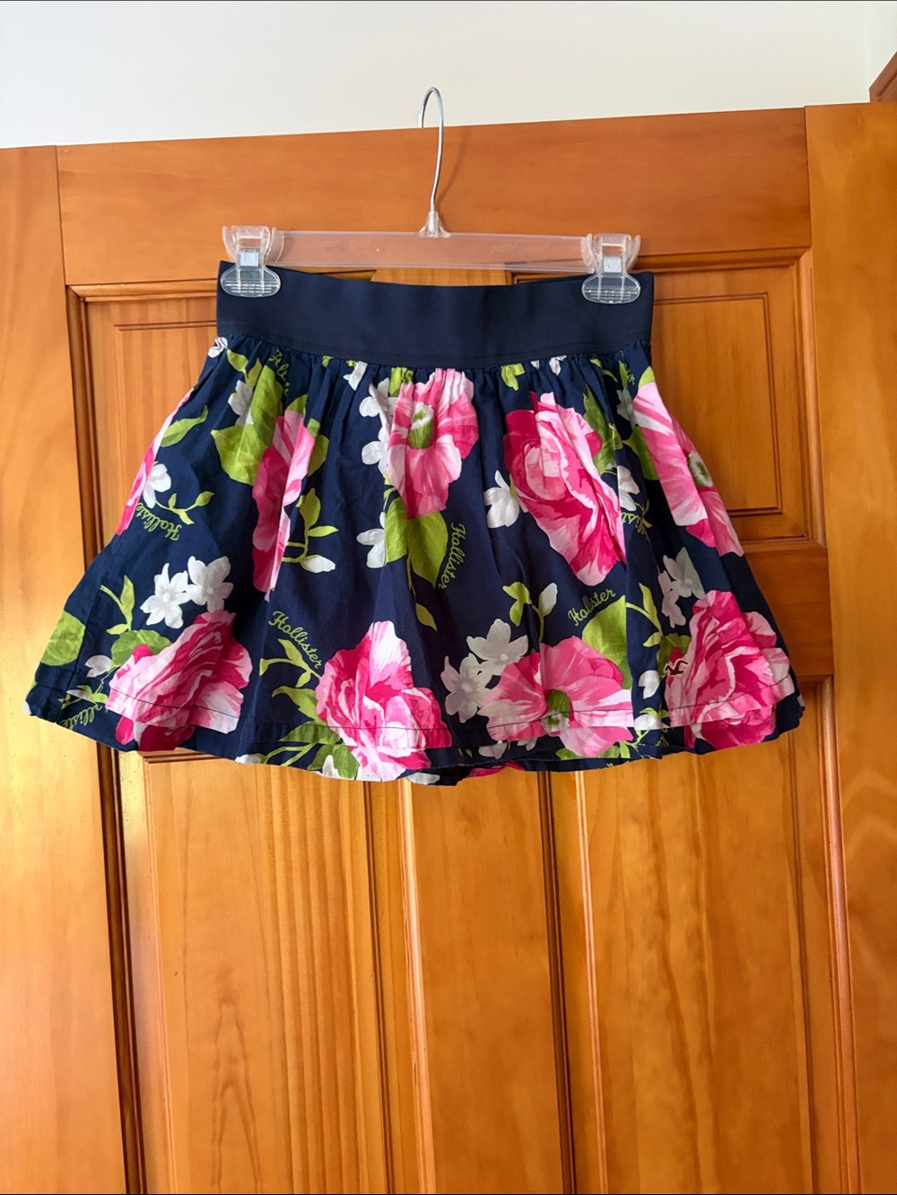 Hollister Floral Navy Skirt Sz S